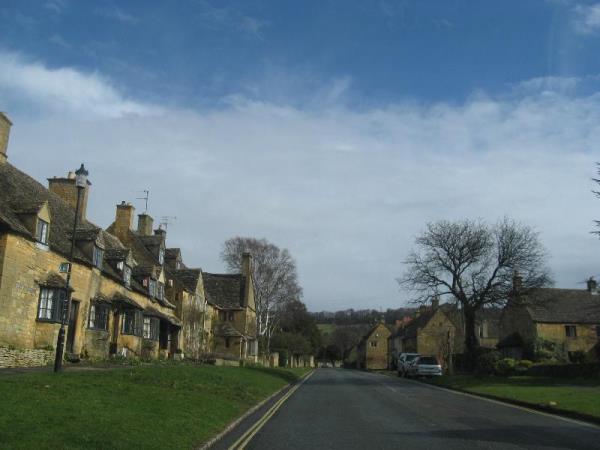 View of the top end of the High Street
