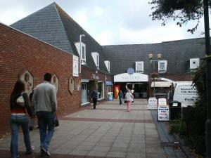 Newly-refurbished, this centre attracts the serious shopper and visitor alike.